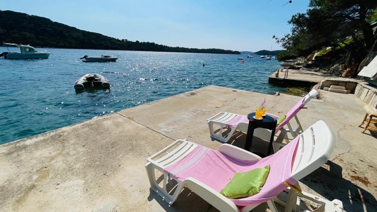 Lovely Apartments On The Private Beach - Island Korcula Прижба Экстерьер фото